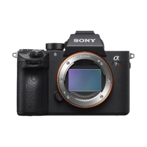 Digital Mirrorless Camera Sony Alpha a7R III Body
