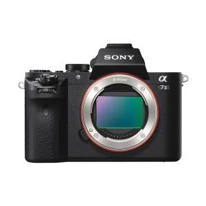 Digital Mirrorless Camera Sony a7 II Body