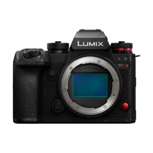 Digital Mirrorless Camera Panasonic Lumix S1 IIE