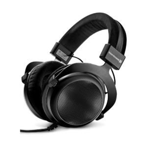 Beyerdynamic DT 880 PRO 250 Ohm Wired Over-Ear Headphones with Coiled Connection cable with mini-jack (3.5mm) and 1/4 adapter Black